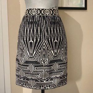 Black and ecru skirt